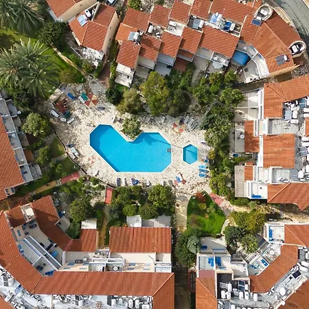 Paradise Gardens 1 C-003 Апартаменты Пафос